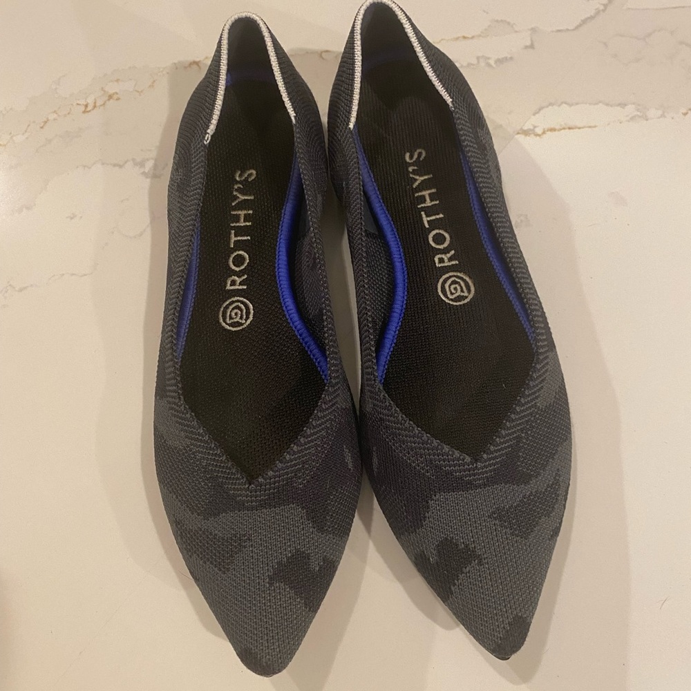 Rothy’s Grey Camouflage Points